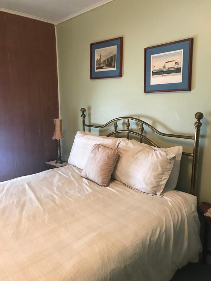 Inn At Starlight Lake & Restaurant Экстерьер фото