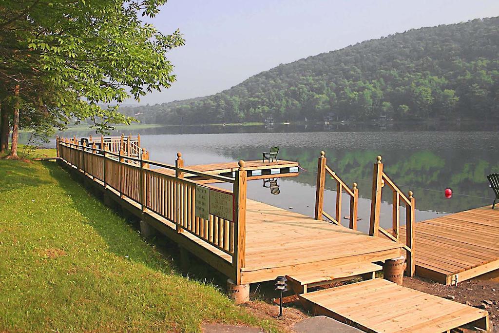 Inn At Starlight Lake & Restaurant Экстерьер фото