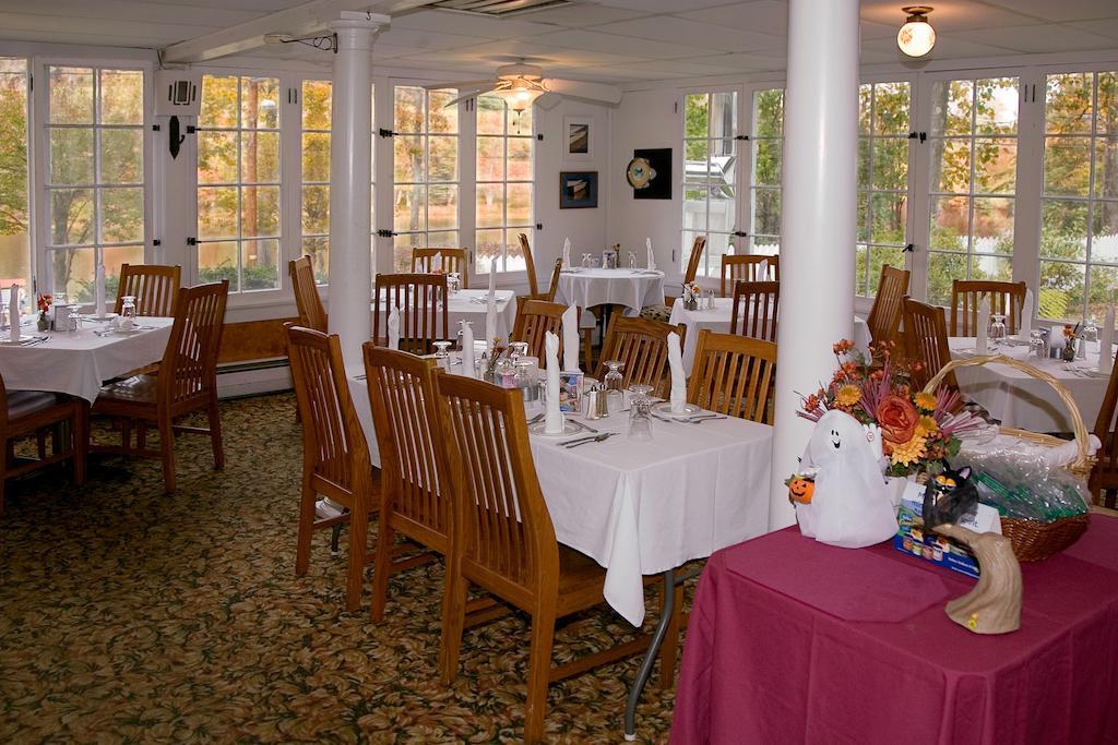 Inn At Starlight Lake & Restaurant Экстерьер фото