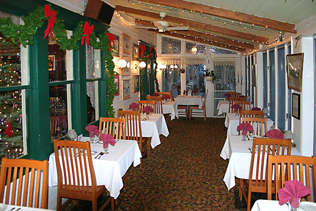 Inn At Starlight Lake & Restaurant Экстерьер фото